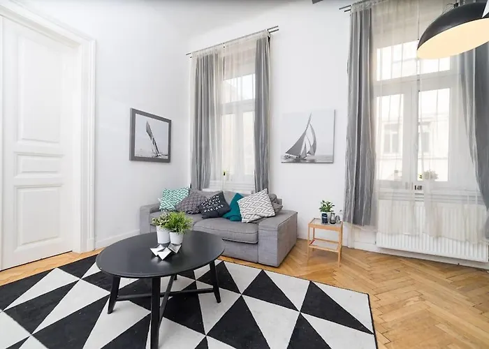 Cityscape Budget Apartments Mosonyi